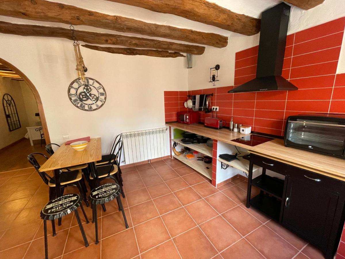 El Rinconcito Apartment Fuentespalda Luaran gambar
