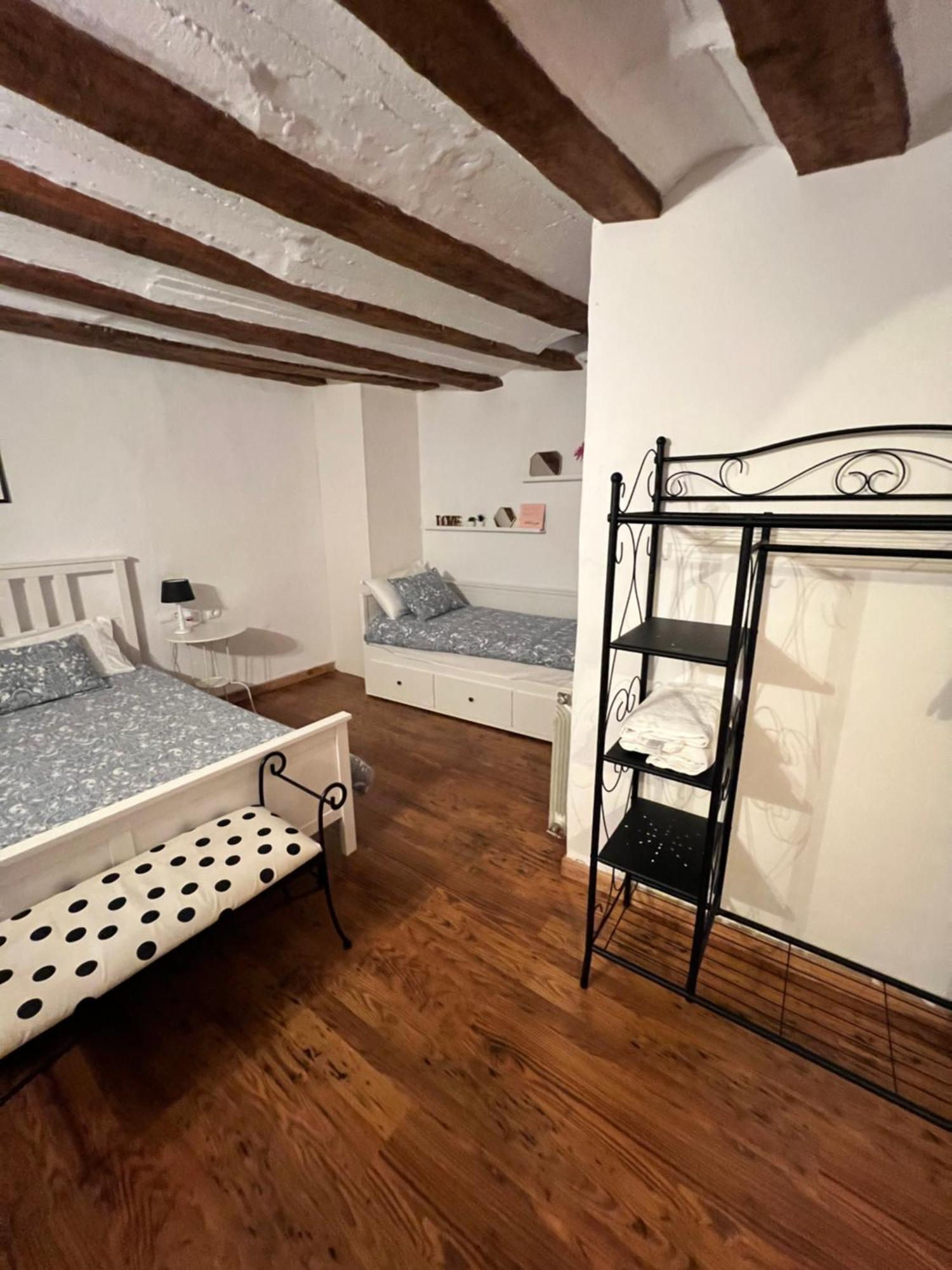 El Rinconcito Apartment Fuentespalda Luaran gambar
