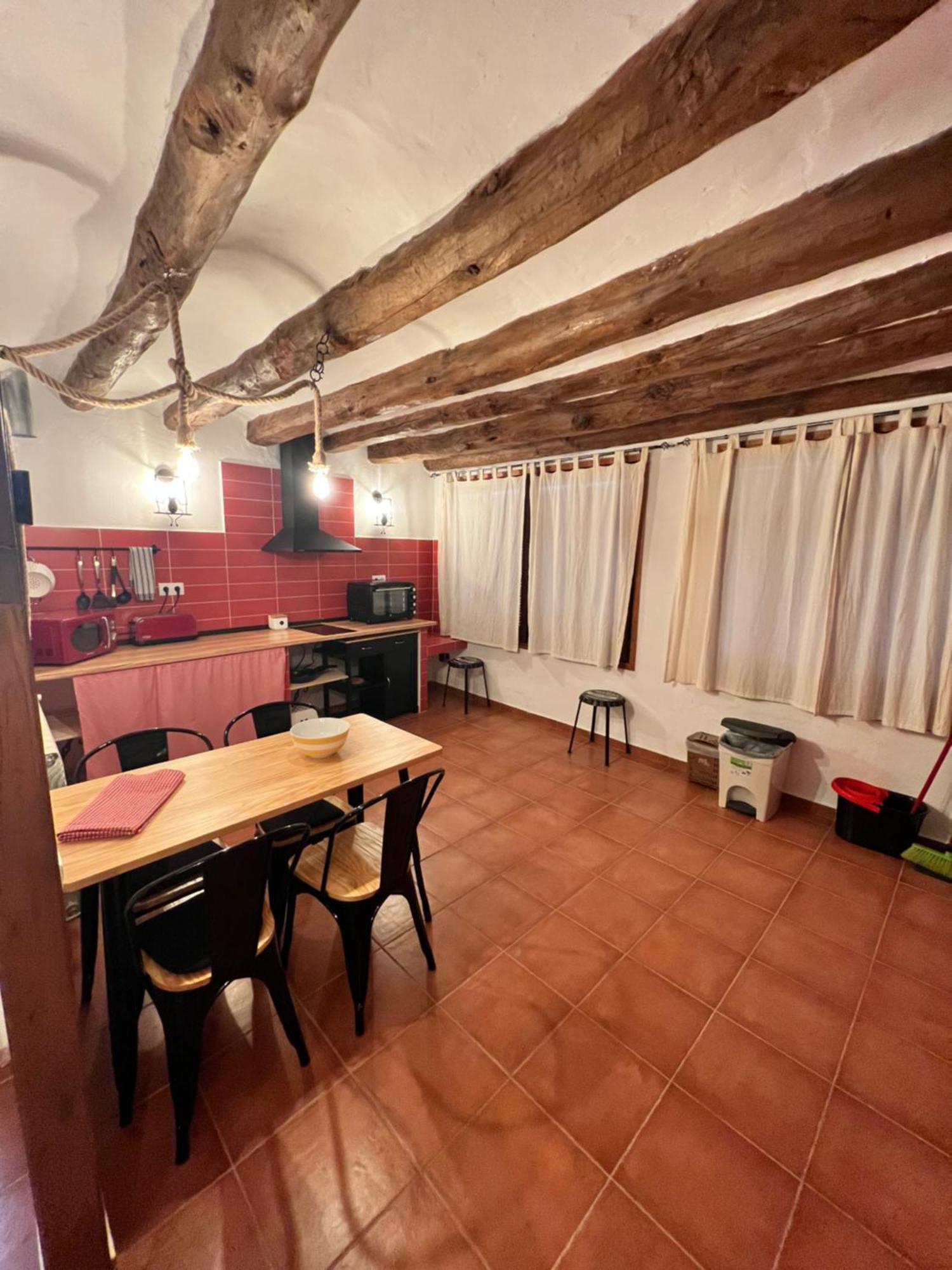 El Rinconcito Apartment Fuentespalda Luaran gambar